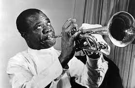عرف “لويس” بكونه من أكثر شخصيات موسيقى الجاز نفوذا في كل العصور -(​Satchmo at Pasadena (1951
