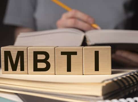 MBTI … غوص في مؤشر مايرز بريغز للأنماط