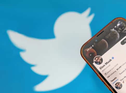 الهند هددت مسؤولي تويتر بإغلاق المنصة