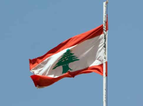 لبنان يتآكل… فساد عتيق وهيكلة مترهلة